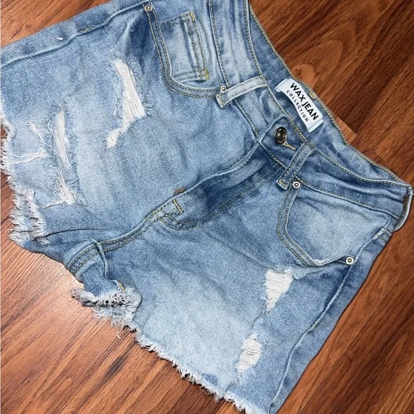 Wax Jean Women's Blue Denim Shorts - Picture 1 of 2